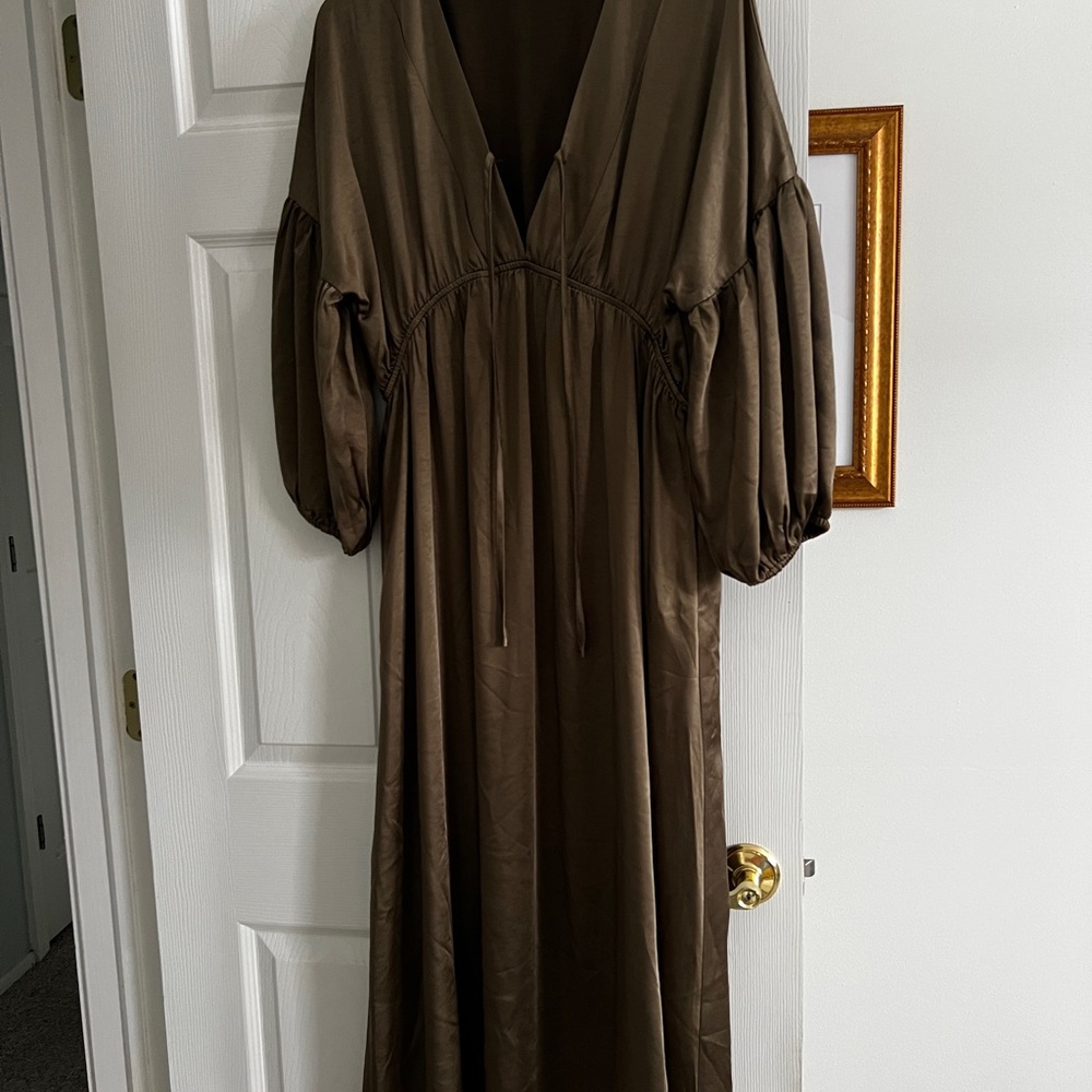 Chic Long Sleeve Brown Maxi Dress